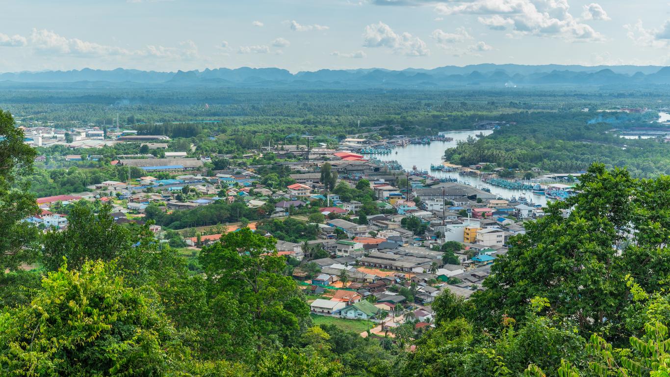 Flights to Chumphon